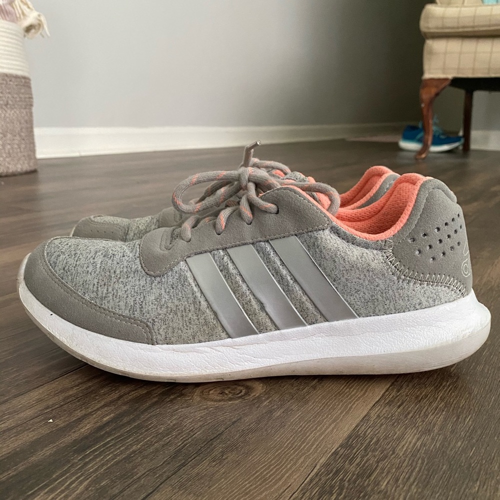 Adidas Tennis Shoes
